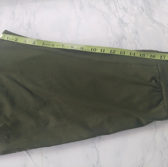 Umoro Benchmark Cropped Joggers Medium Green - Picture 7 of 8